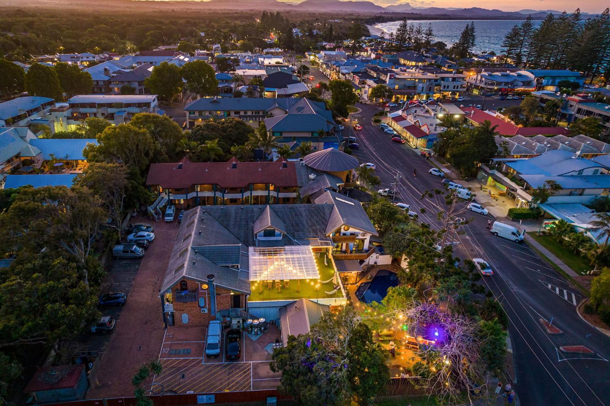 Aquarius Backpackers Resort Byron Bay Exterior photo