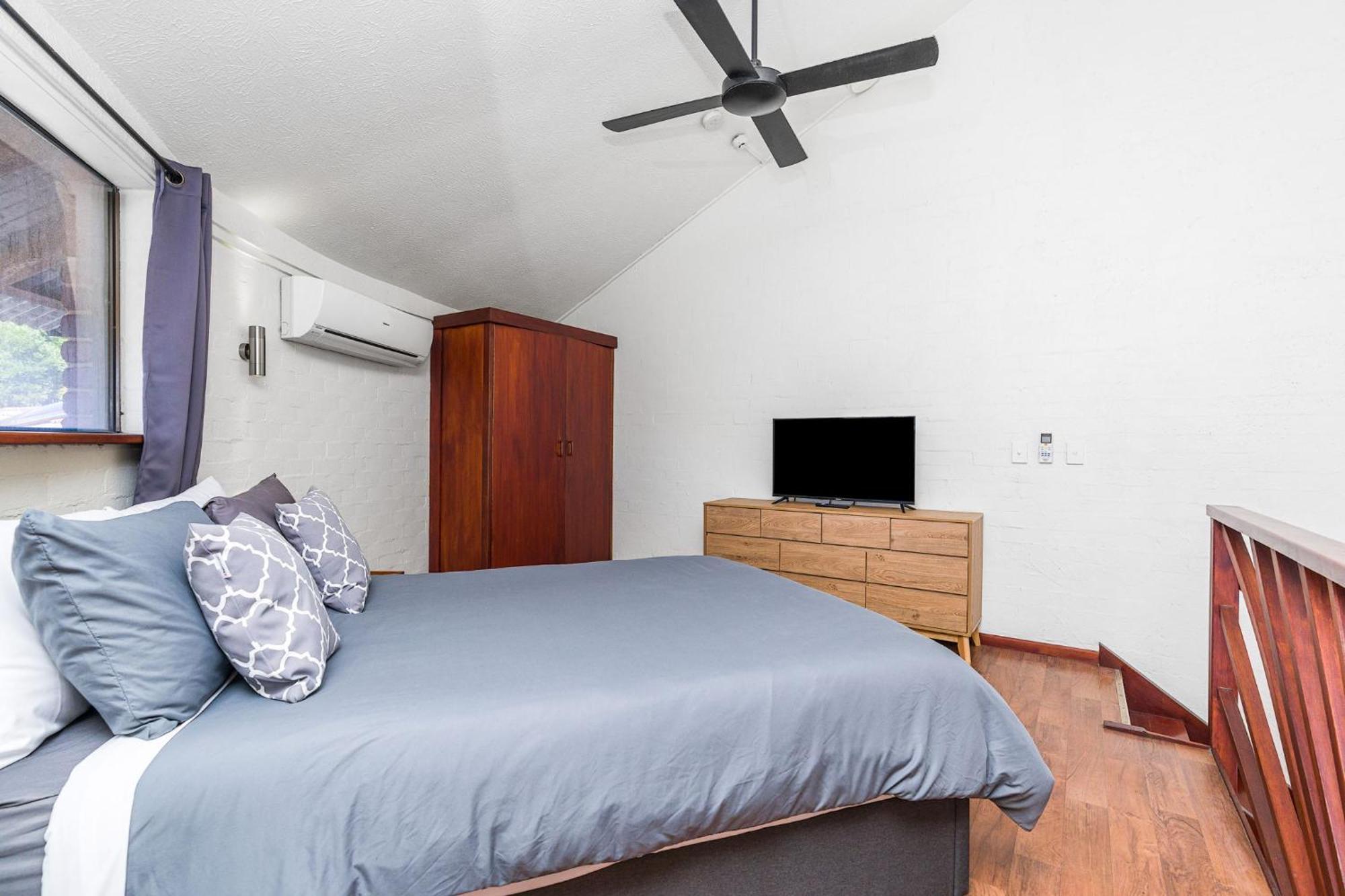 Aquarius Backpackers Resort Byron Bay Exterior photo